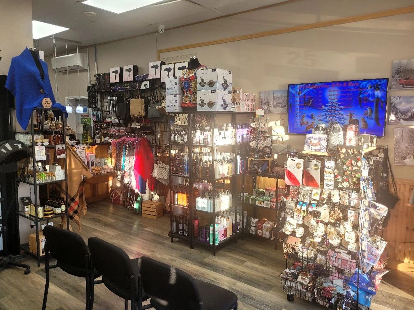 A view of the store.  See what you have been missing!
