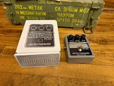 Electro-Harmonix Holy Grail Plus