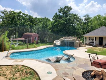 Custom Pool Builder with Grotto, Tyler, TX
Custom Pool Contractor, Upscale, East Texas