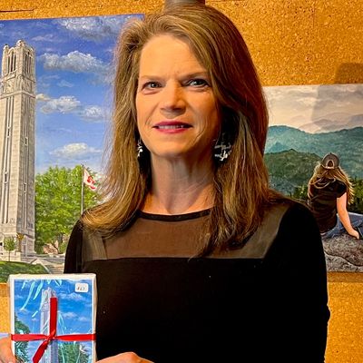 Ashley Bell art instructor
