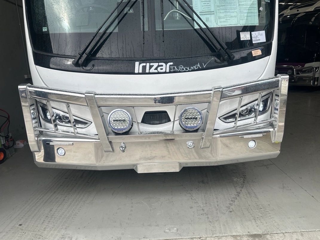 IRIZAR I6S – SQUARE TUBES + CUTTERS + PROVISION FOR DRIVING LIGHTS + PERSPEX