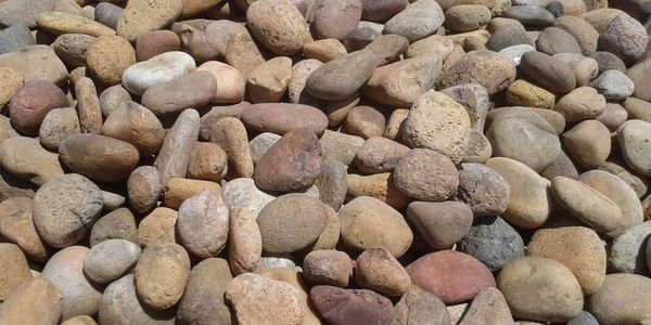 1 to 3 River Rock