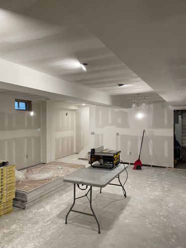 Mud & taped drywall in basement renovation