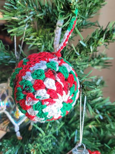 bevscraft.com.au  Crochet Christmas Bauble for the Christmas Tree assortment of colours