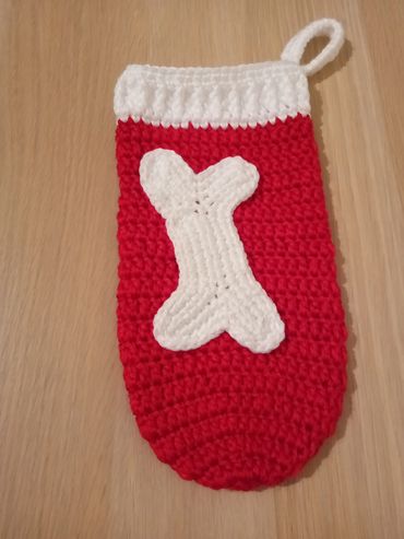 www.bevscraft.com.au handmade crochet dog Christmas gift stocking with crochet bone deco
