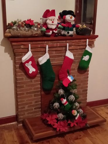 www.bevscraft.com.au handmade crochet Christmas Gift Stocking for yourself,family and dog or cat