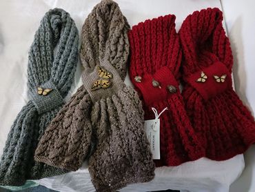 bevscraft.com.au handmade knitted lace keyhole scarf handcrafted timber decorative butterflies