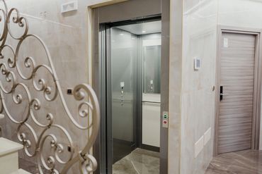 Accesso con ascensore