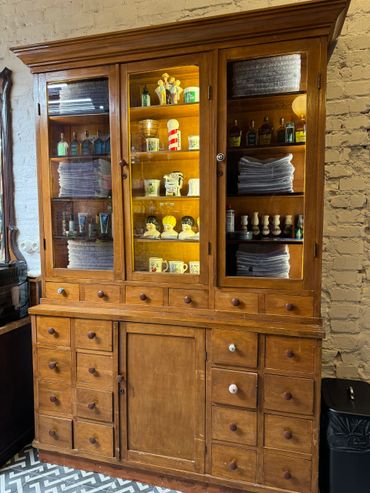 Інтер'єр Plan B, barbershop & academy