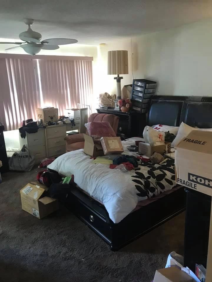 local hauling services
companies that haul away junk
junk company near me