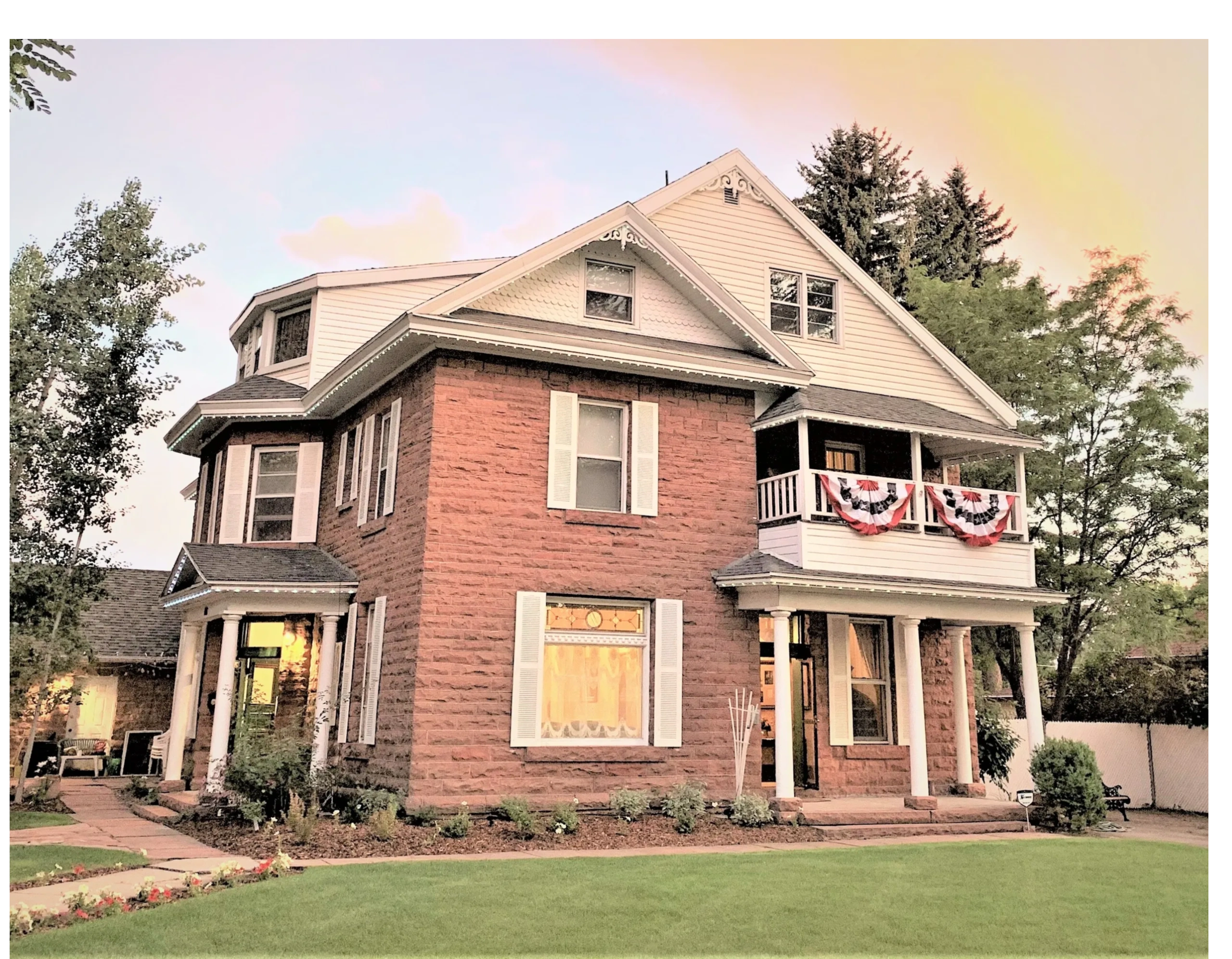 A summer evening at the Heber Senator Bed and Breakfast