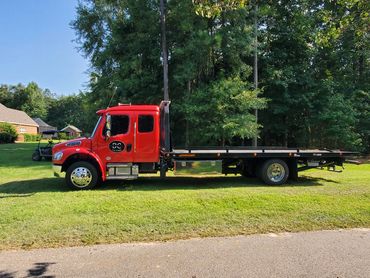 2024 Freightliner M2-106 ,22 ft bed