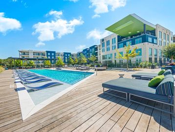 Southeast Austin Apartments, Austin Apartments, Apartments on UT Shuttle, UT Shuttle Apartments