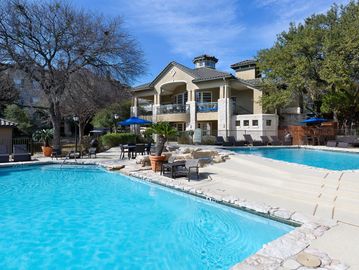 South Central Austin Apartments, Apartments in South Central Austin, Austin Apartments, 78704, ATX