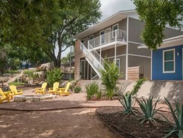 Southeast Austin Apartments, Austin Apartments, Apartments on UT Shuttle, UT Shuttle Apartments