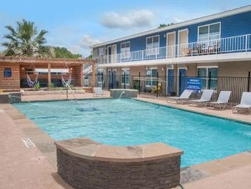 South Central Austin Apartments, Apartments in South Central Austin, Austin Apartments, 78704, ATX