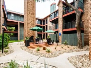 South Central Austin Apartments, Apartments in South Central Austin, Austin Apartments, 78704, ATX