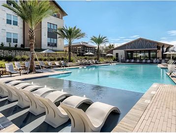 Southeast Austin Apartments, Austin Apartments, Apartments on UT Shuttle, UT Shuttle Apartments