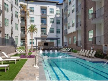 Southeast Austin Apartments, Austin Apartments, Apartments on UT Shuttle, UT Shuttle Apartments