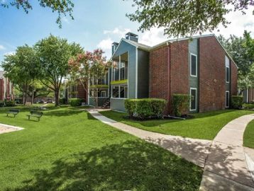 Southeast Austin Apartments, Austin Apartments, Apartments on UT Shuttle, UT Shuttle Apartments