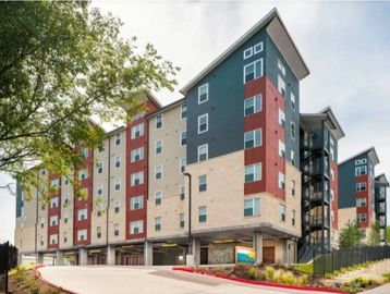 Southeast Austin Apartments, Austin Apartments, Apartments on UT Shuttle, UT Shuttle Apartments