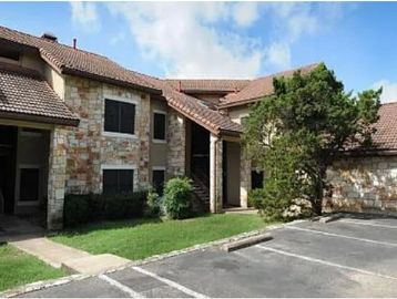 Farwest Austin Apartments, UT shuttle Apartments, Austin Apartments, Austin Texas Apartments