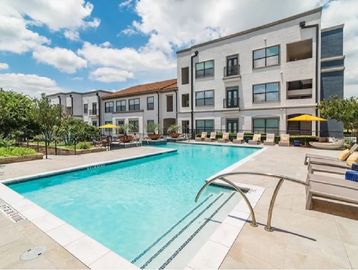 West Austin Apartments, Apartments in west austin, Austin Apartments, Austin Texas Apartments