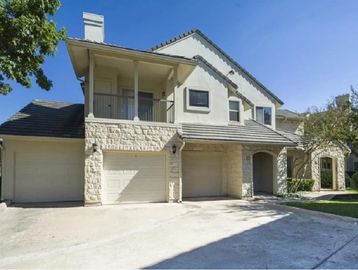 Farwest Austin Apartments, UT shuttle Apartments, Austin Apartments, Austin Texas Apartments