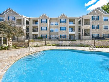 South Central Austin Apartments, Apartments in South Central Austin, Austin Apartments, 78704, ATX