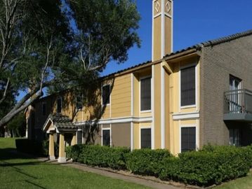 Southeast Austin Apartments, Austin Apartments, Apartments on UT Shuttle, UT Shuttle Apartments