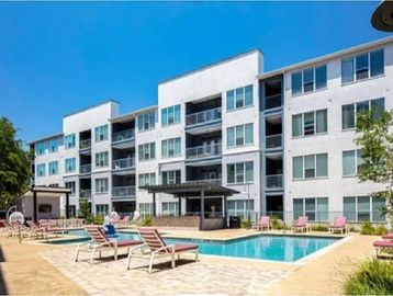 Southeast Austin Apartments, Austin Apartments, Apartments on UT Shuttle, UT Shuttle Apartments