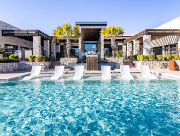 Southeast Austin Apartments, Austin Apartments, Apartments on UT Shuttle, UT Shuttle Apartments