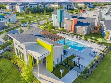 Southeast Austin Apartments, Austin Apartments, Apartments on UT Shuttle, UT Shuttle Apartments