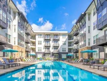 Southeast Austin Apartments, Austin Apartments, Apartments on UT Shuttle, South Austin Apartments