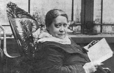 Fotografía de Helena P. Balvatsky.