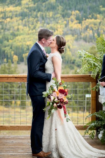 Fall wedding in Copper Mountain