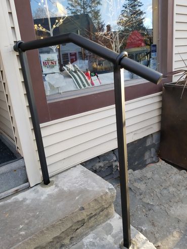 artisan custom handrail