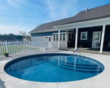 21' Round
Wedding Cake Steps
Sun Ledge