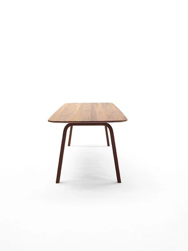 Arco Essential tafel – perfect voor moderne eetkamers die functionaliteit en esthetiek combineren