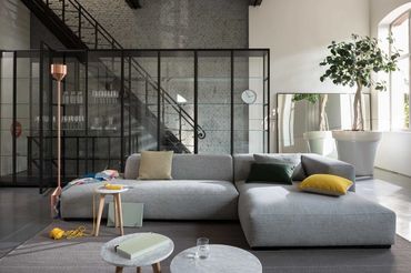 Stoffen strakke design zetel in grijze stof, Koozo, Belgisch