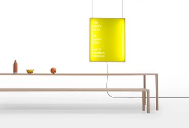 Tafel en zitbank Slim van Arco – minimalistisch, met een blad- en pootdikte van slechts 2,8 cm