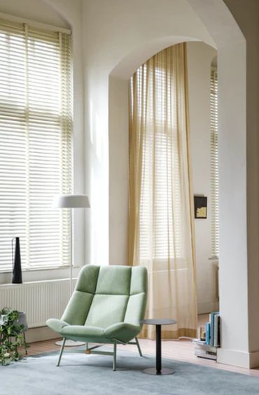 Soft Facet fauteuil van Artifort in muntgroene stof