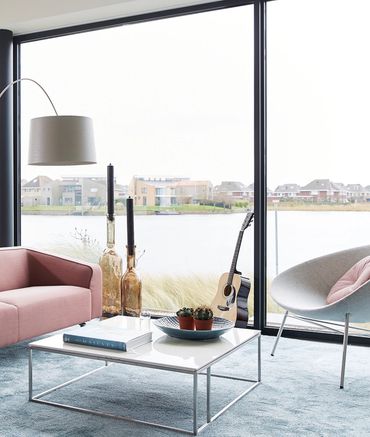 Strakke moderne design salontafel Wireless van Bert Plantagie