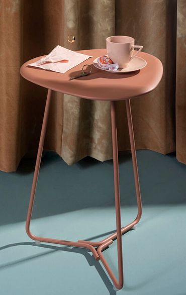 Bijzettafeltje Tripod in een leuke kleur