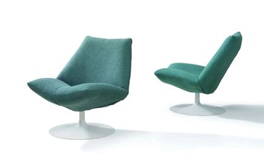 Smile fauteuil van Cartel Living op een draaivoet