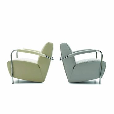 Twee Scylla fauteuil van Leolux
