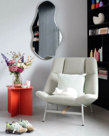 Soft Facet fauteuil van Arifort in muntgroene stof met een kussen, design, hoge fauteuil