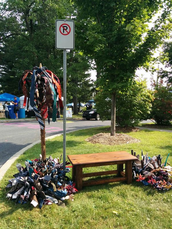 Jardin de Mimétisme 4 - Jonglerie urbaine. Maison de la Culture Villebon, Festival Kaput, Beloeil.
