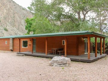 4 bed, 2 bath cabin in Marysvale