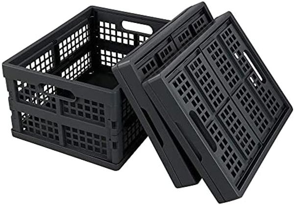 Foldable plastic crates for material storage and shipping in SCM warehouse